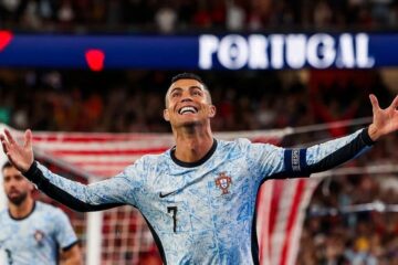 bd 7m Ronaldo chạm mốc kỷ lục ghi bàn chưa từng có trong lịch sử bóng đá